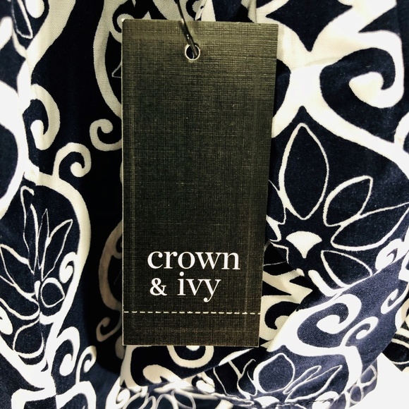 Navy Blue/White Summer Shirt Size SP Crown & Ivy - Picture 7 of 8